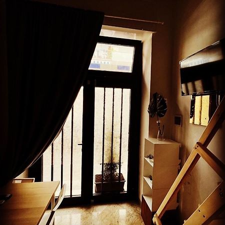 Mini Loft 12 Appartamento Nel Centro Di Бари Екстериор снимка