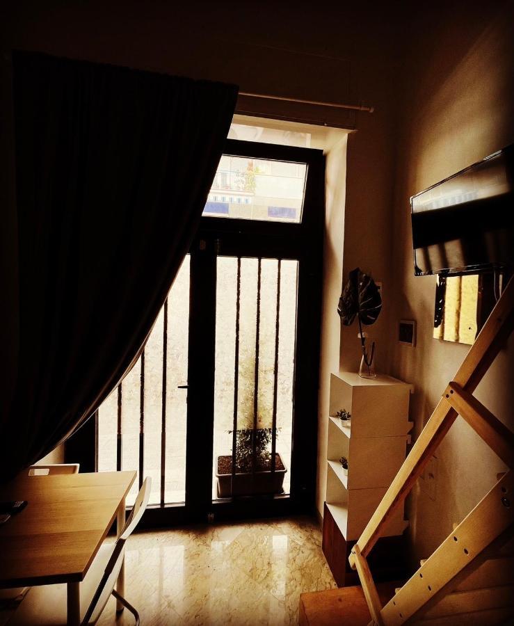 Mini Loft 12 Appartamento Nel Centro Di Бари Екстериор снимка